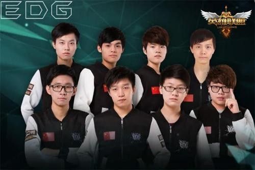 拜仁新战术体系攻守兼备