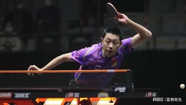 将球由后场 将球由后场